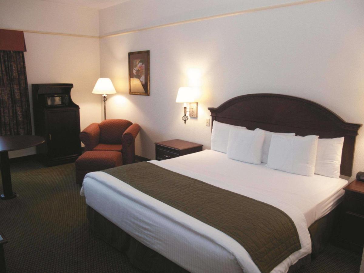 La Quinta By Wyndham Ft. Pierce Hotel Fort Pierce Exterior foto