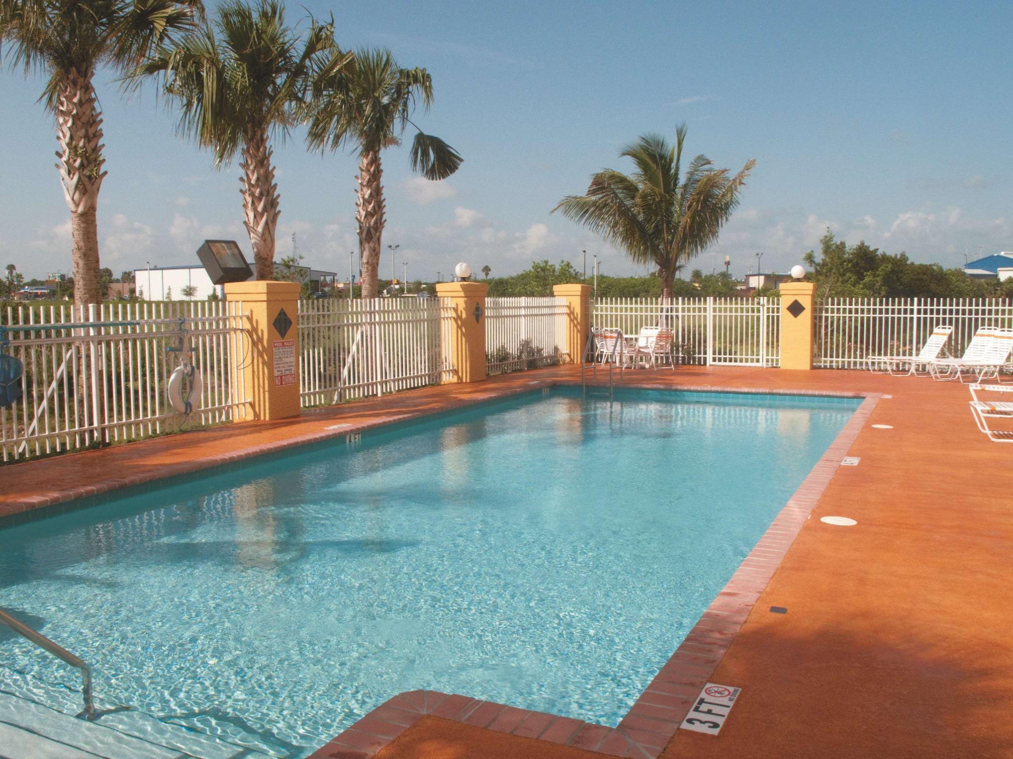 La Quinta By Wyndham Ft. Pierce Hotel Fort Pierce Exterior foto